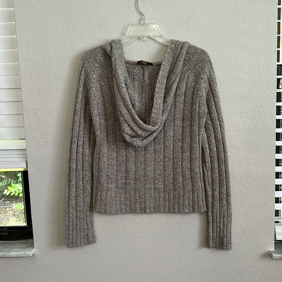 Cable knit hoodie - Picture 5 of 5